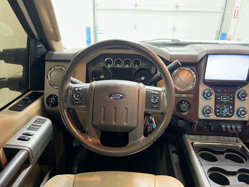 Used 2013 Ford F350 Lariat w/ Lariat Ultimate Pkg image 6