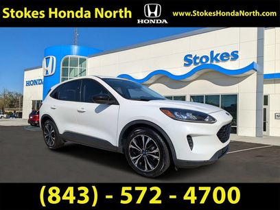 Used 2022 Ford Escape SE w/ SE Sport Appearance Package