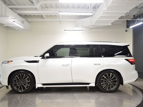 Certified 2026 INFINITI QX80 Autograph w/ Premium Cargo Package AWD/4WD image 2
