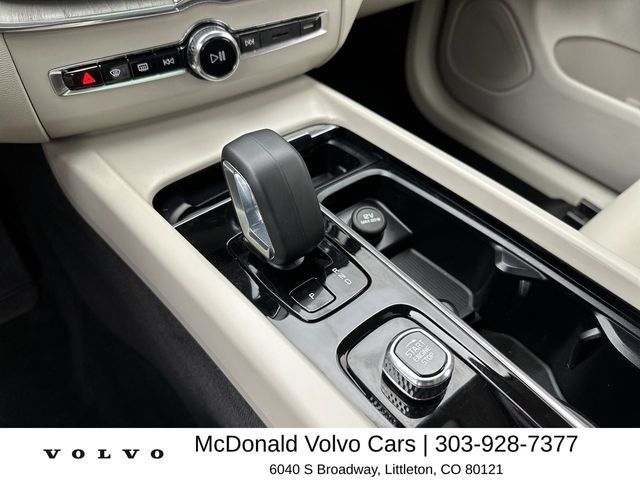 Certified 2024 Volvo XC60 T8 Plus w/ Protection Package Premier AWD/4WD image 20