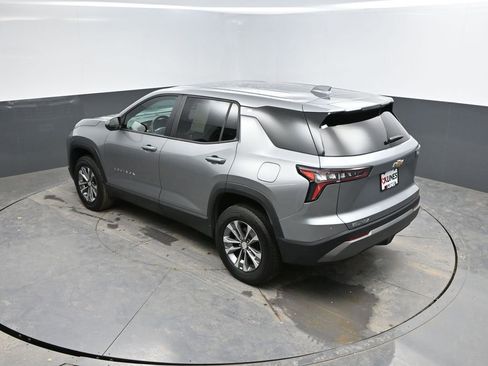 Used 2025 Chevrolet Equinox LT image 27