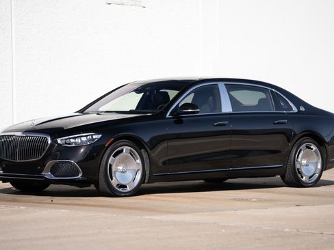 Used 2021 Mercedes-Benz Maybach S 580 Mercedes-Maybach S 580 4MATIC image 7