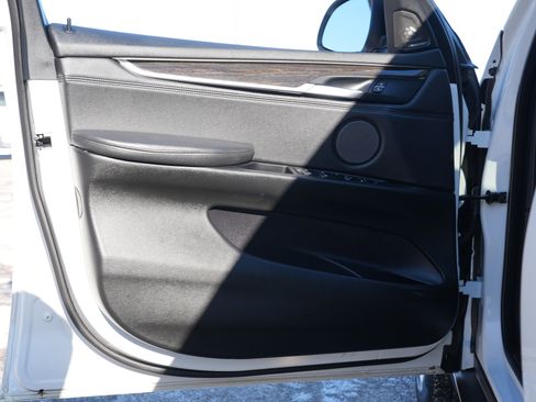 Used 2016 BMW X5 xDrive35i image 12