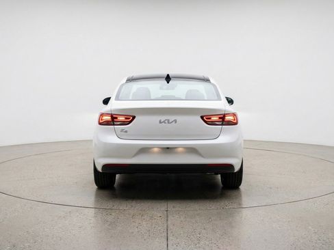 Used 2025 Kia K4 LXS image 7