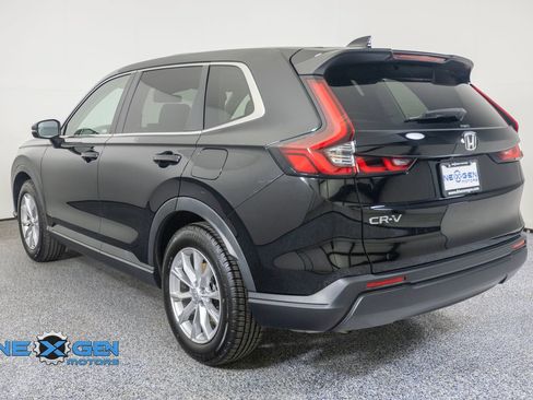 Used 2023 Honda CR-V EX image 5