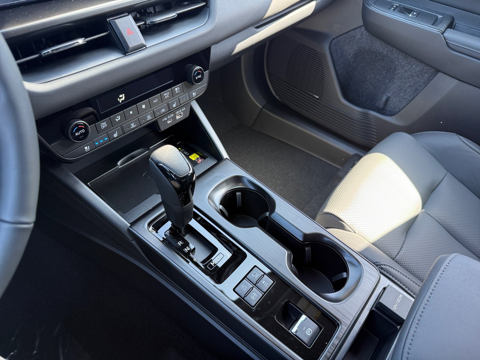 New 2026 Subaru Outback Touring AWD/4WD image 13