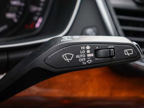 Used 2022 Audi Q5 2.0T Premium image 34