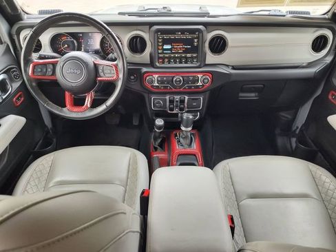 Certified 2022 Jeep Wrangler Unlimited Sahara image 9