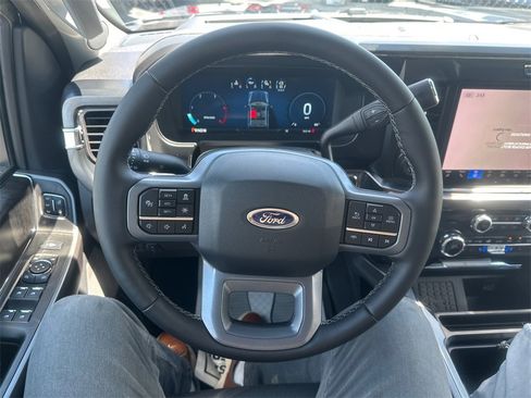 New 2025 Ford F350 Lariat w/ Lariat Ultimate Package image 23
