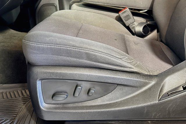 Used 2018 GMC Sierra 1500 SLE w/ SLE Value Package RWD image 18
