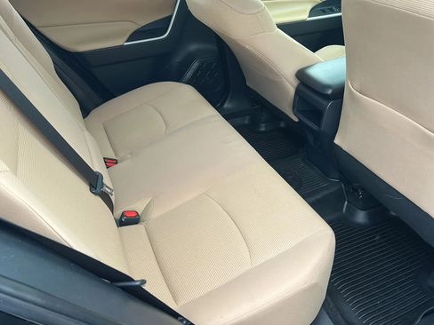 Used 2020 Toyota RAV4 LE w/ All Weather Liner Package AWD/4WD image 15