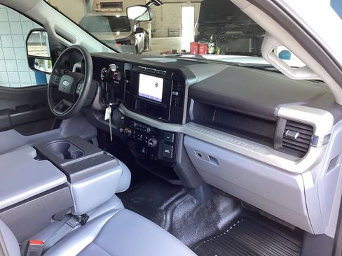 Used 2024 Ford F250 XL w/ FX4 Off-Road Package AWD/4WD image 38
