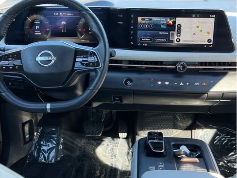 Used 2023 Nissan Ariya FWD image 11
