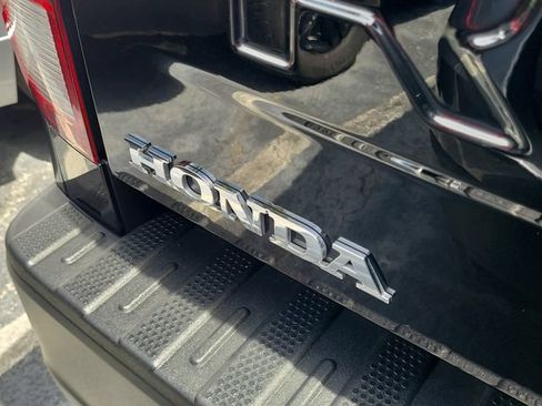 Used 2025 Honda Ridgeline Sport image 4