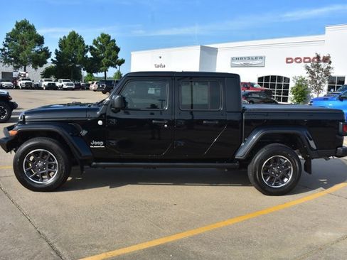 Used 2021 Jeep Gladiator Overland w/ Popular Equipment Package AWD/4WD image 9