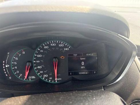 Used 2018 Chevrolet Trax LT w/ Redline Edition FWD image 10