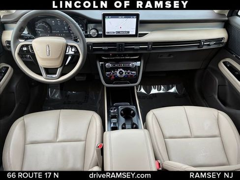 Used 2022 Lincoln Corsair AWD w/ Equipment Group 101A image 22