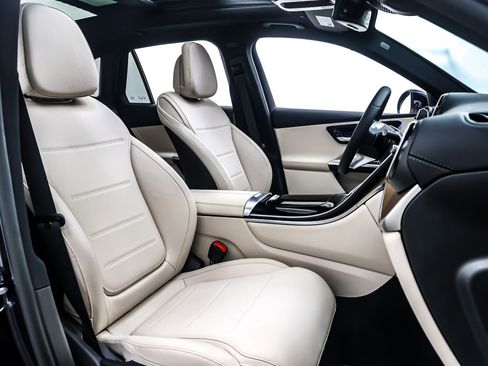 Certified 2024 Mercedes-Benz GLC 300 GLC 300 SUV image 8