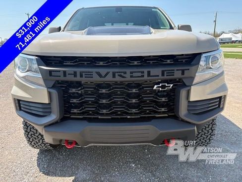 Used 2022 Chevrolet Colorado ZR2 w/ ZR2 Dusk Special Edition AWD/4WD image 11