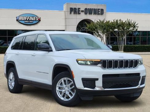 Used 2022 Jeep Grand Cherokee L Laredo w/ Luxury Tech Group I AWD/4WD image 1