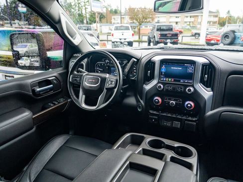 Used 2023 GMC Sierra 3500 SLE w/ SLE Value Package image 23