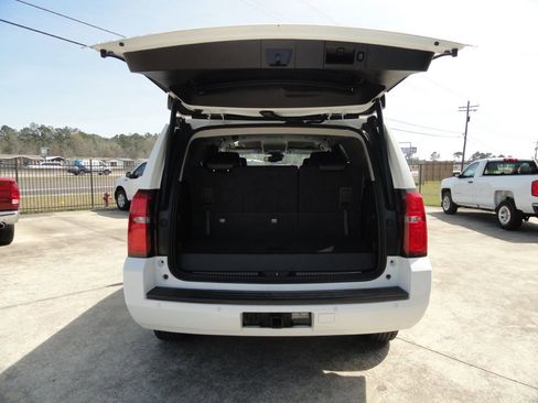 Used 2017 Chevrolet Tahoe LT image 14