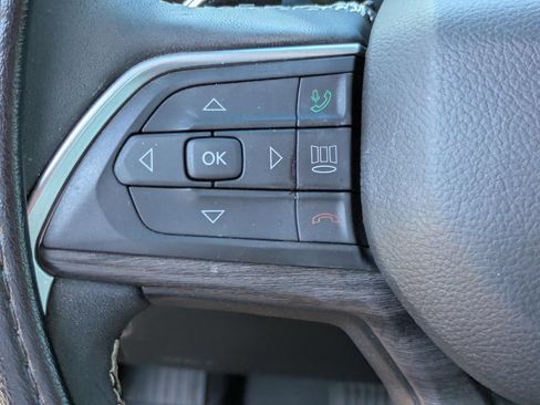 Used 2024 Jeep Grand Cherokee L Limited AWD/4WD image 77