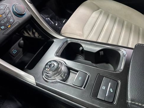 Used 2018 Ford Fusion S FWD image 19