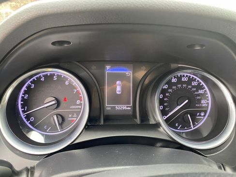 Used 2020 Toyota Camry SE image 22