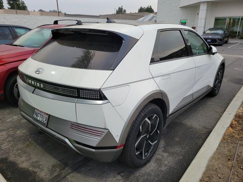 Used 2024 Hyundai Ioniq 5 Limited image 5