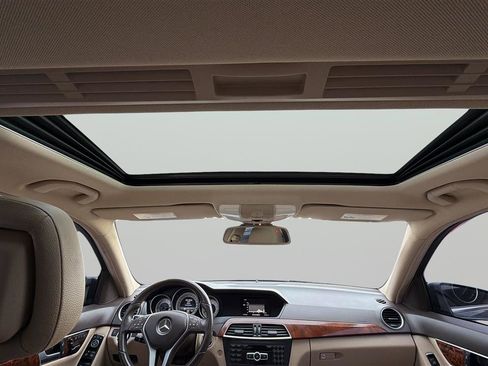 Used 2014 Mercedes-Benz C 300 4MATIC Sedan image 21