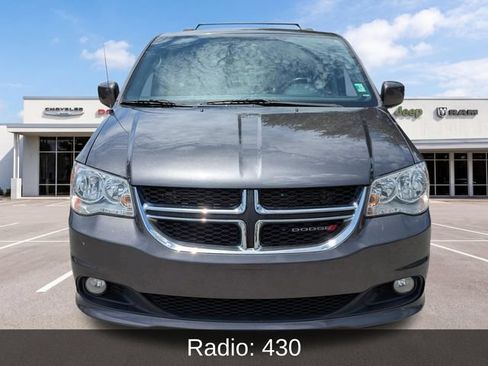Used 2016 Dodge Grand Caravan SXT FWD image 9