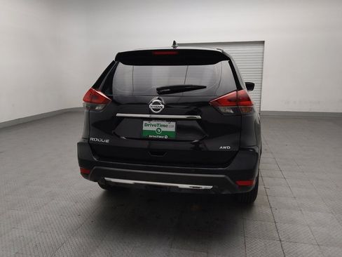 Used 2019 Nissan Rogue S AWD/4WD image 7