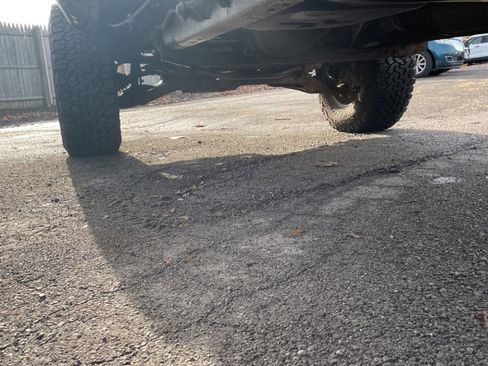 Used 2012 Ford F150 XLT w/ XLT Chrome Pkg image 30