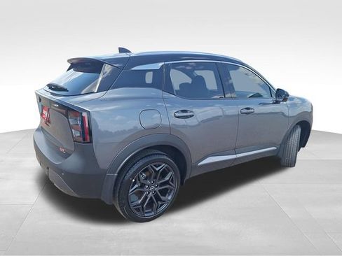 Certified 2025 Nissan Kicks SR w/ Illumination Package FWD image 8