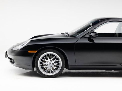 Used 2001 Porsche 911 Carrera image 21