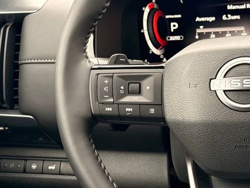 New 2026 Nissan Pathfinder SL image 24