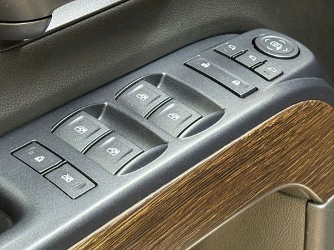 Used 2017 GMC Sierra 1500 Denali image 23