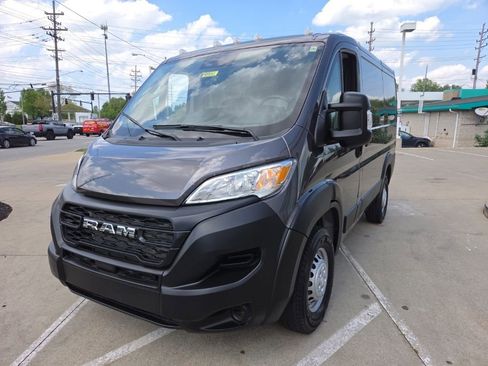 Used 2024 RAM ProMaster 1500 w/ Premium Convenience Group FWD image 5