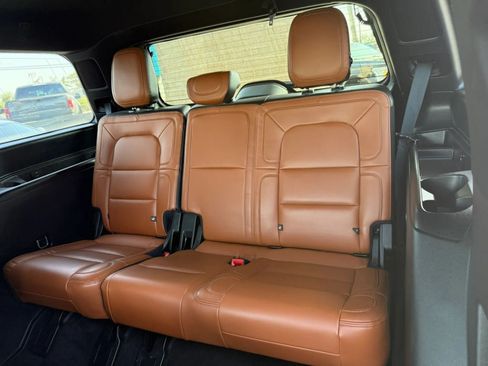 Used 2021 Lincoln Navigator Reserve AWD/4WD image 47