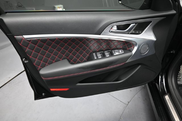 Used 2022 Genesis G70 3.3T w/ Sport Prestige Package AWD/4WD image 18