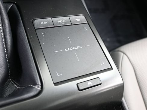 Used 2023 Lexus GX 460 w/ Black Line Special Edition AWD/4WD image 24