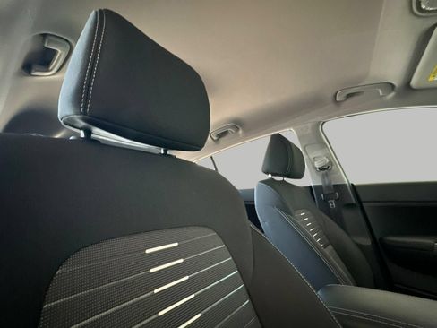 Certified 2021 Kia Sportage LX w/ LX Fwd Popular Package image 18