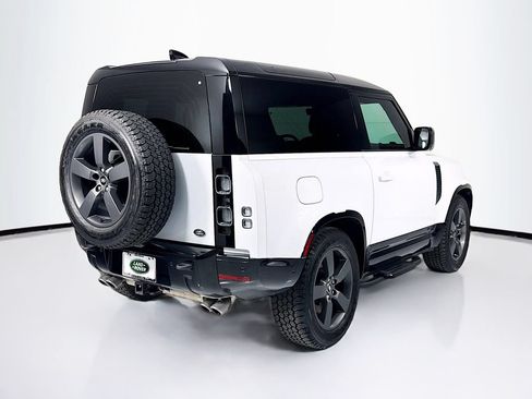 Certified 2023 Land Rover Defender 90 V8 AWD/4WD image 5