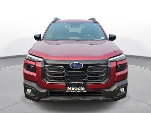 Used 2026 Subaru Outback Premium AWD/4WD image 2