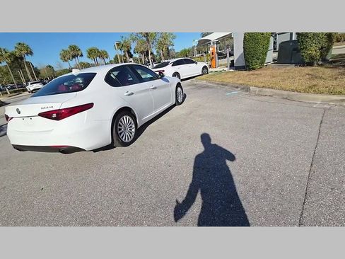 Used 2022 Alfa Romeo Giulia Sprint image 51