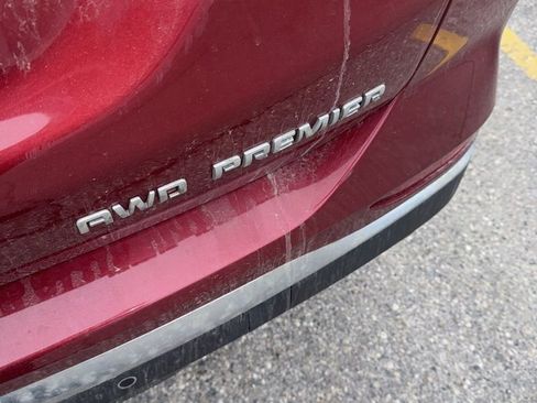 Used 2019 Chevrolet Equinox Premier image 6