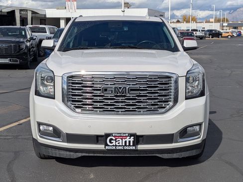 Used 2019 GMC Yukon Denali image 9