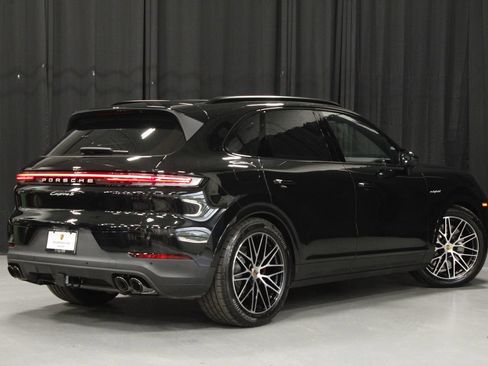 New 2026 Porsche Cayenne S AWD/4WD image 5