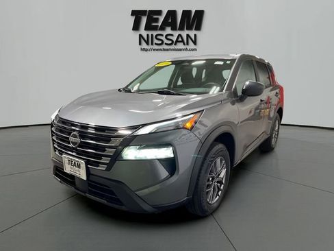 Certified 2024 Nissan Rogue S AWD/4WD image 3